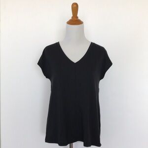 NWT All In Motion V Neck Short Sleeve Top with Split Back Vent